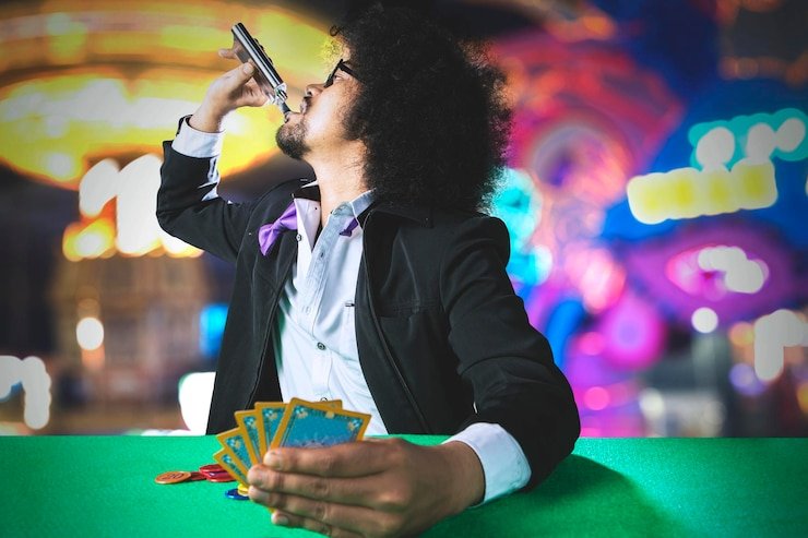 মোবাইলে পরিষ্কার কার্ডভিত্তিক ফিচার দেখানো